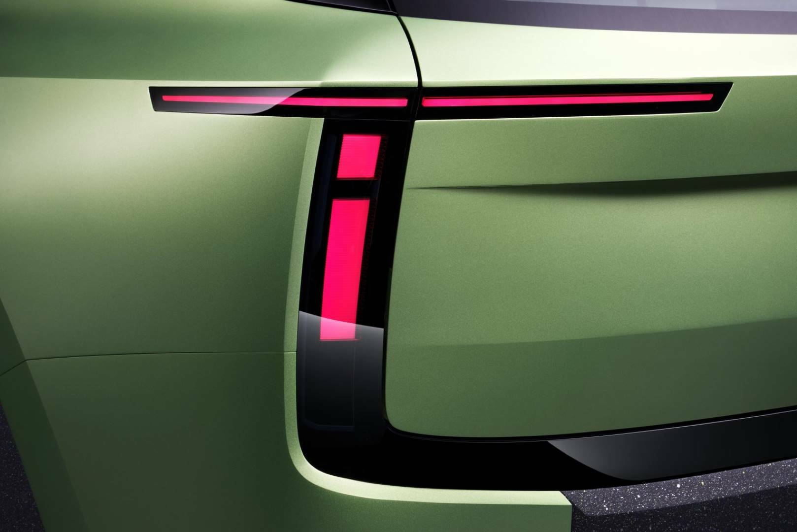 Škoda VISION 7S - podoba 'Tech-Deck'
