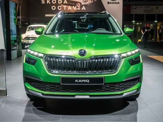 Novi Škoda Kamiq predstavljen v številnih barvah - IAA Frankfurt 2019